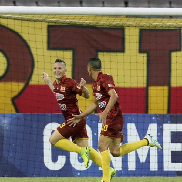 La derrota de Huracán ante Anzoategui en 10 tweets