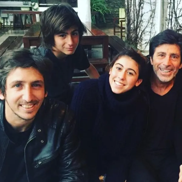 ¡Flor de familia! Así recibió los 60 años Nico Repetto
