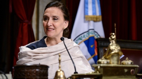 SESION IMPUESTO GANANCIAS - zzzznacp2NOTICIAS ARGENTINASBAIRES, DICIEMBRE 21: La Vicepresidente de la Nacion Argentina, Gabriela Michetti, durante la sesion donde se debate la reforma del proyecto de ley de Impuesto a las Ganancias en el Congreso de la Nacion.Foto NA zzzz