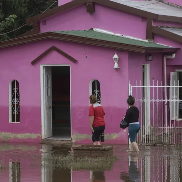 Manzur exigió ayuda por las inundaciones: "Hasta ahora la Nación sólo puso excusas"