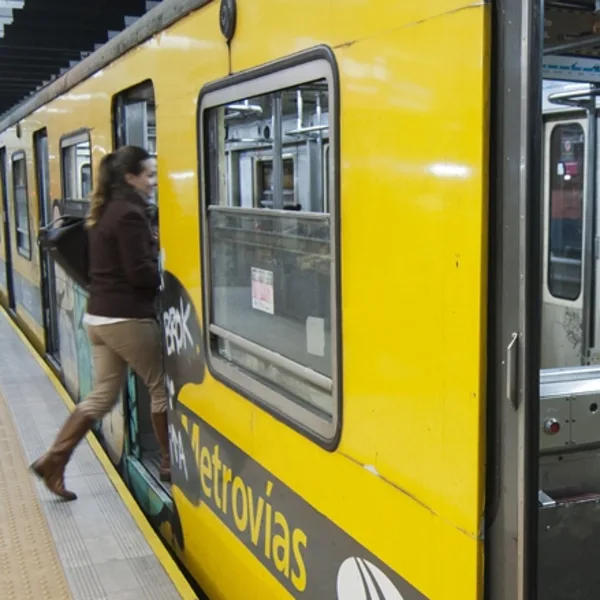 Se postergó el cambio de horario del subte: ¿Cuándo se pondrá en marcha?