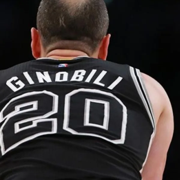 ¡Viejos son los trapos! Ginóbili confirmó que jugará un año más en la NBA