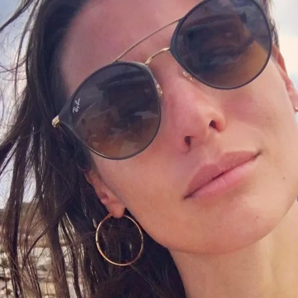 ¡Diosa total! Pampita deslumbró en Ibiza con una microbikini