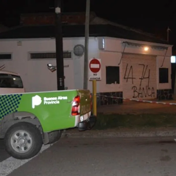 Motochorro mató a un ex futbolista en un almacén