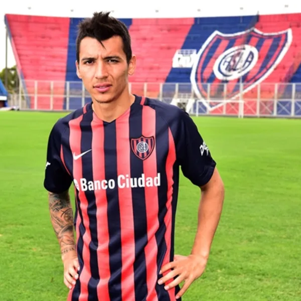 Una baja para el Ciclón: pierde a Botta para el inicio de la Superliga