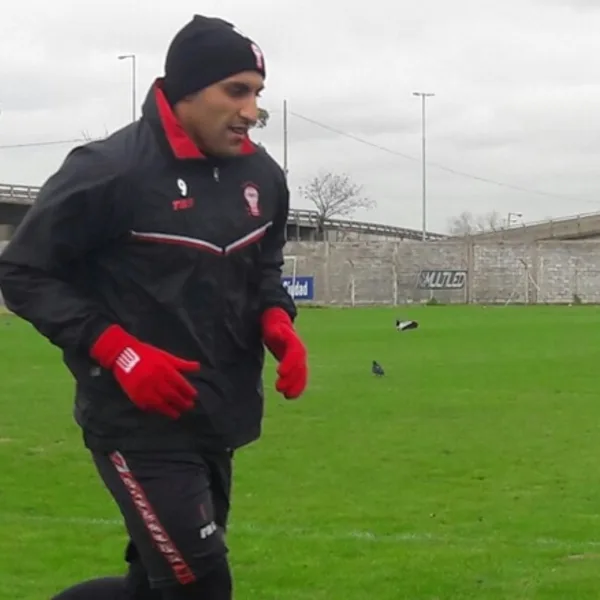 Puso primera: Wanchope firmó con Boca pero ya se entrena con Huracán