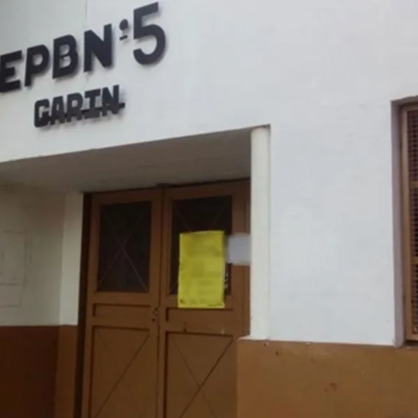 Garin: Qué dijo la maestra agredida y los argumentos con los que se defendió la madre