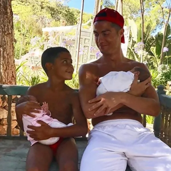 Aquí estamos todos: el momento íntimo de Cristiano Ronaldo junto a su familia