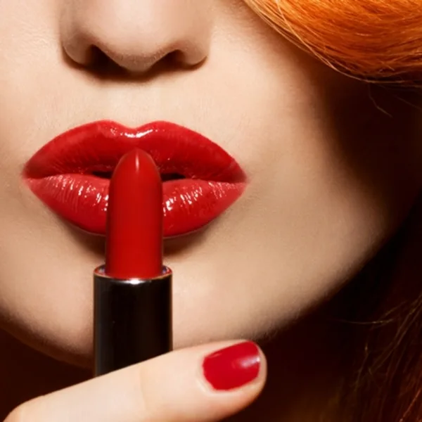 Lo dice la ciencia: 3 motivos para apostar a los labios rojos