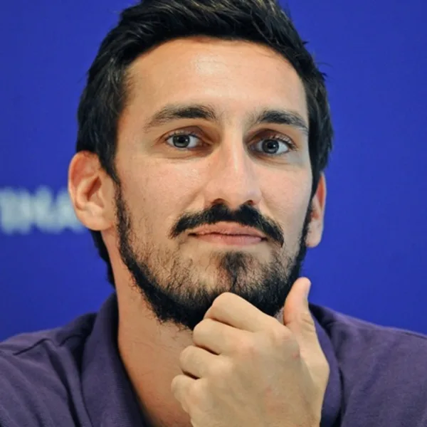 Fiorentina le hará un contrato de por vida a la familia de Davide Astori