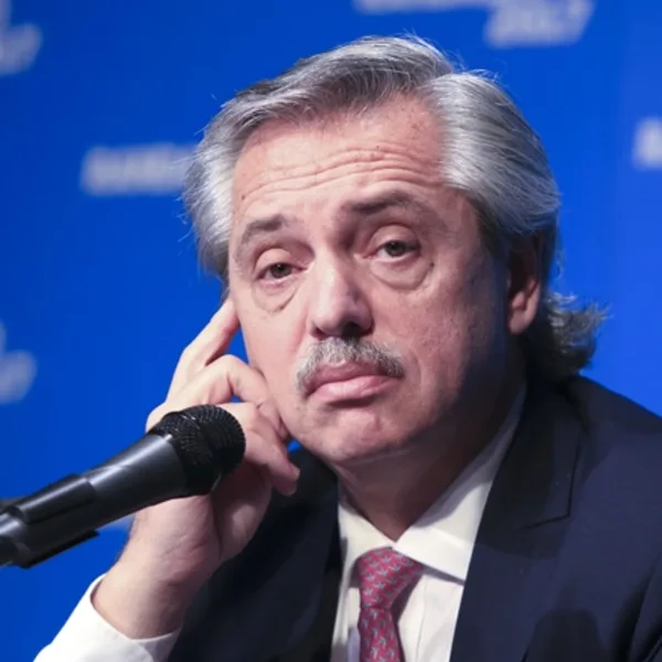 Contundente: Alberto Fernández calificó a Marcos Peña de "inútil"