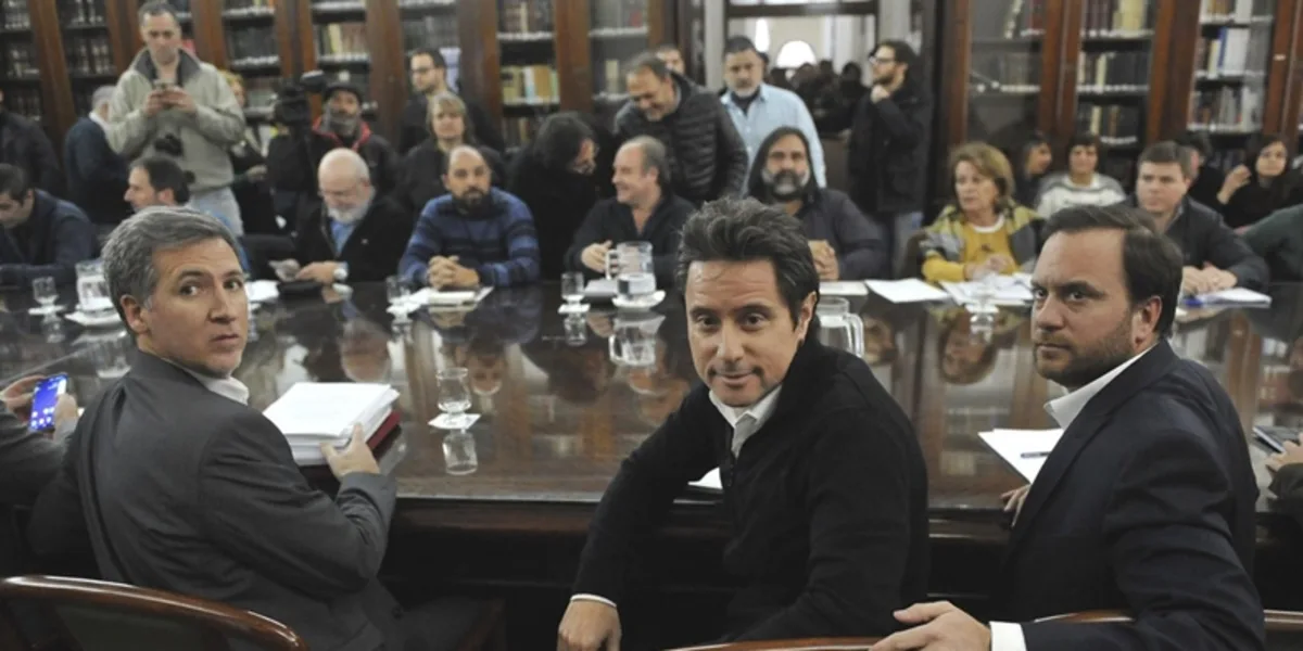 Los docentes rechazaron la oferta de Vidal y peligra el inicio de ...