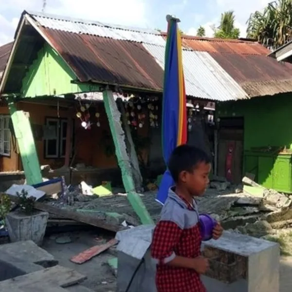 Los estremecedores videos del tsunami en Indonesia