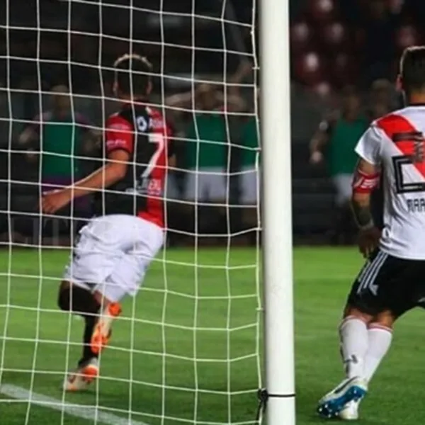 Después de 32 partidos, River perdió el invicto ante Colón