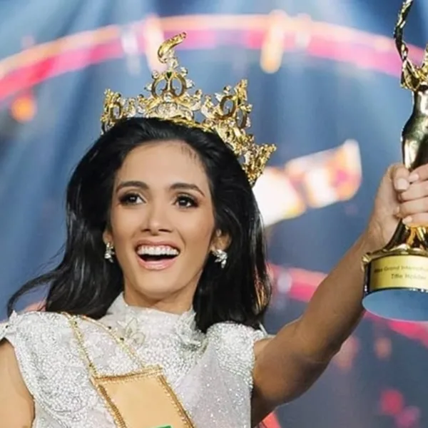 Miss Paraguay se desmayó cuando la nombraron reina de belleza
