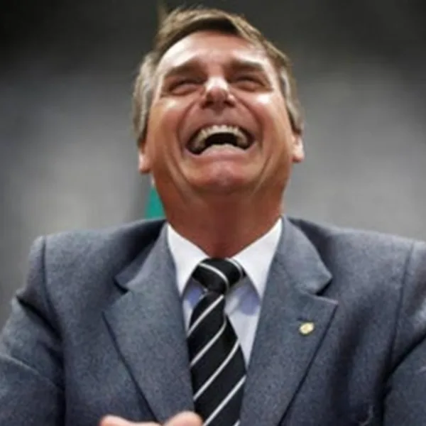 Bolsonaro cumple: felicitó a un policía por haber asesinado a un ladrón