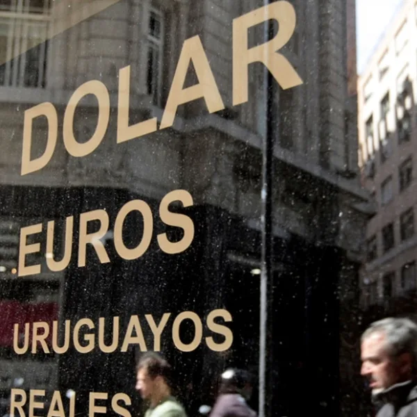 El dólar vuelve a subir y ya se vende por encima de los $37