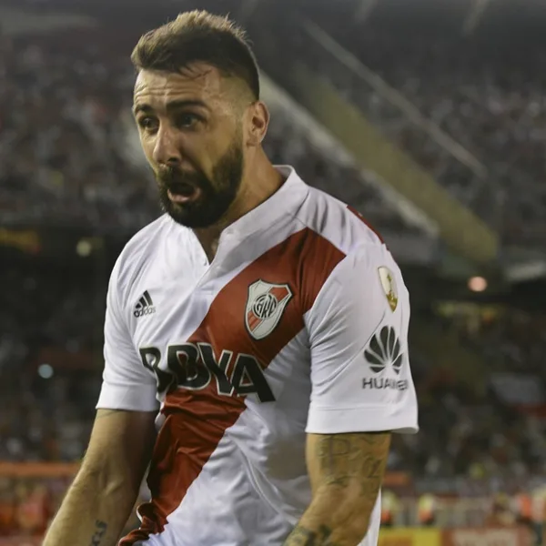 ¿Por qué River quiere pagar un millón de euros más por Lucas Pratto?