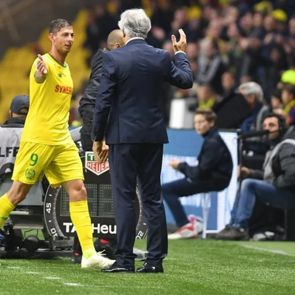 La bronca del ex técnico de Emiliano Sala: "Es inaceptable que se suspenda"