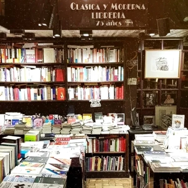 Desalojaron la histórica librería porteña Clásica y Moderna por deudas