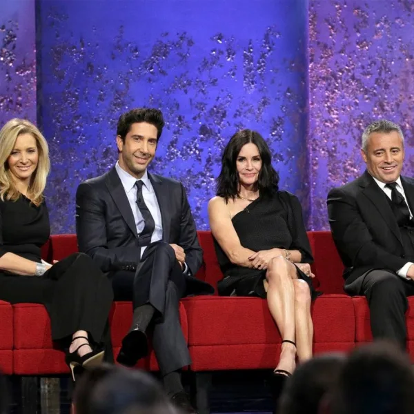 La creadora de "Friends" revela por qué no habrá reunión de la serie