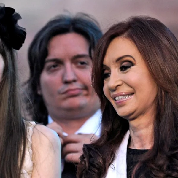 Extendieron el plazo para el retorno al país de Florencia Kirchner