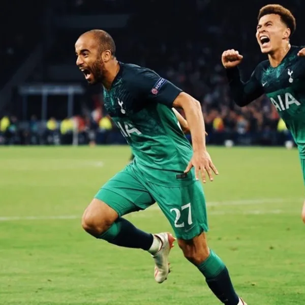 Lucas se lleva todos los flashes: la remontada de Tottenham en el mundo