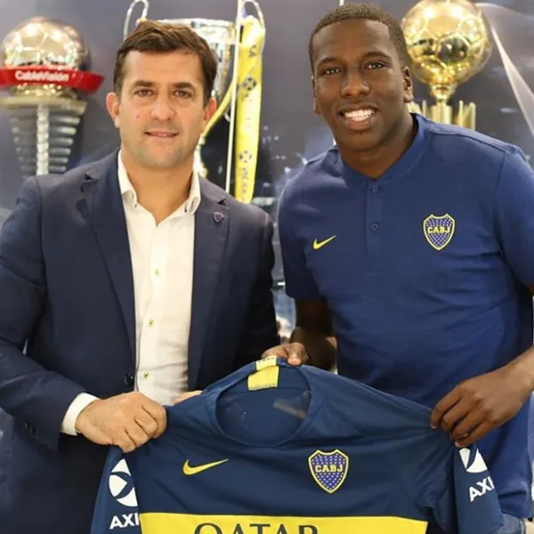 Boca presentó a Jan Carlos Hurtado como nuevo refuerzo