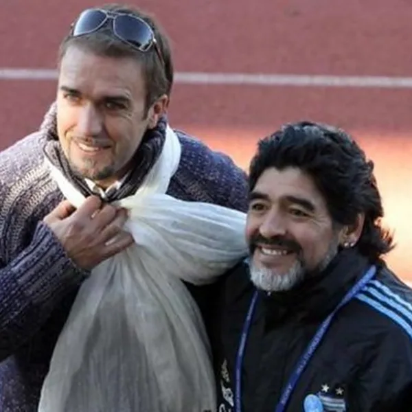 El mensaje de Batistuta a Maradona tras el ofrecimiento para trabajar en Gimnasia