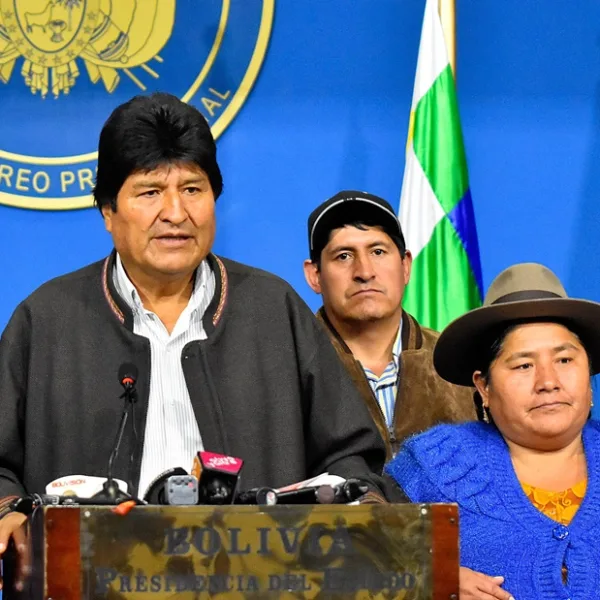 Rechazaron la anulación de la personería jurídica del partido de Evo Morales