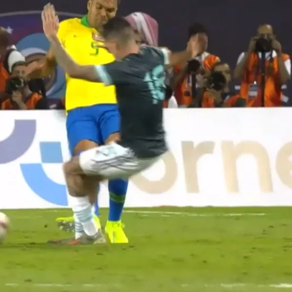 Las polémicas de Argentina - Brasil: falta a Gabriel Jesús y dudoso penal a Messi
