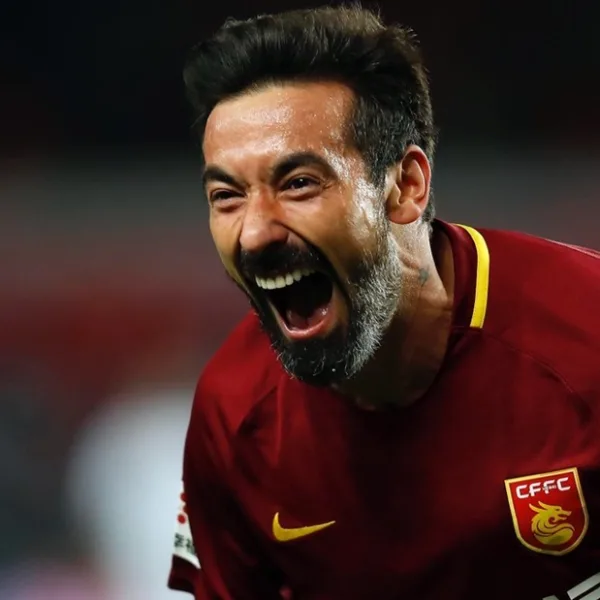 Ezequiel Lavezzi anunció su retiro del fútbol: "Fui muy feliz"