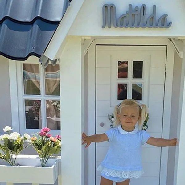 Fotos: la casita de juguete de $260 mil que Luli Salazar le regaló a su hija