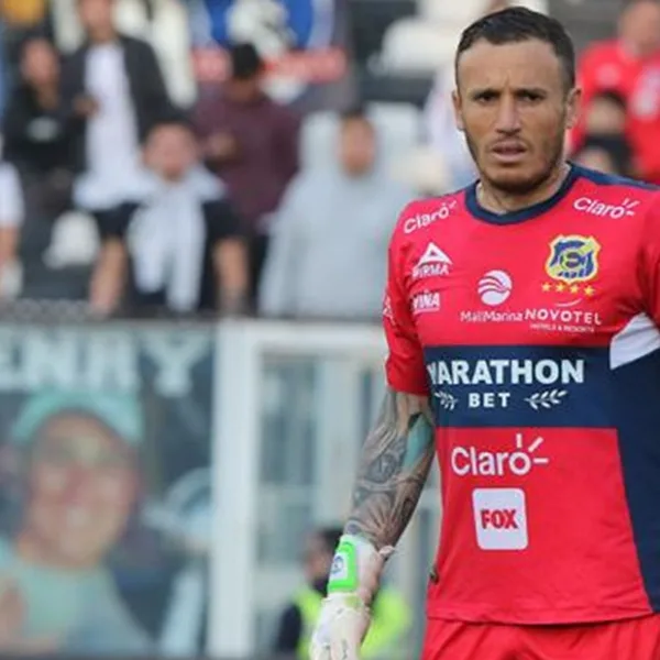 El futbolista Cristian Campestrini fue despedido por WhatsApp