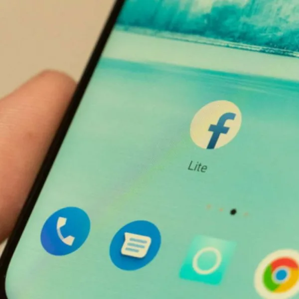 Facebook Lite también implementa el modo nocturno Filo News