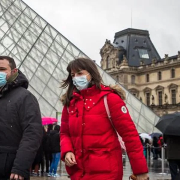 Francia le pone precio por decreto al alcohol en gel