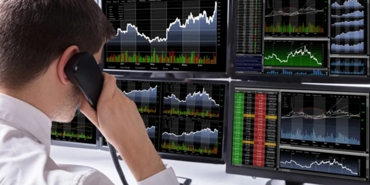 Caen las acciones argentinas en Wall Street y el Riesgo País se dispara ...
