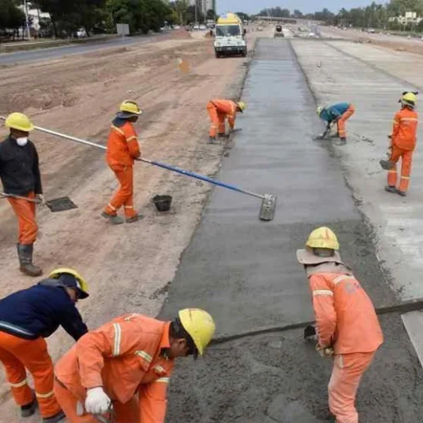 El Gobierno refuerza plan de obras públicas para municipios