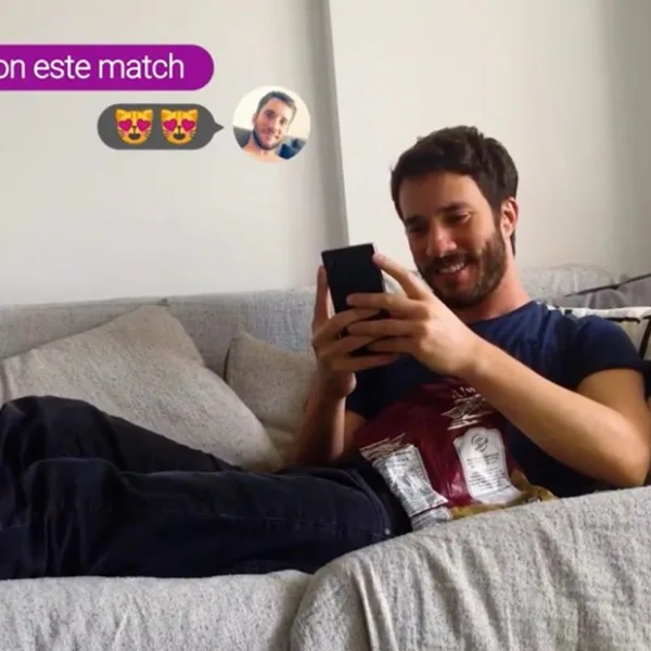 Send Nudes: la obra de teatro que se transformó en serie