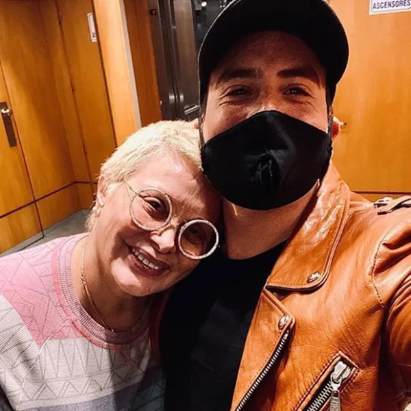 La foto de Fede Bal junto a su mamá y un mensaje para Alberto Fernández por el distanciamiento social