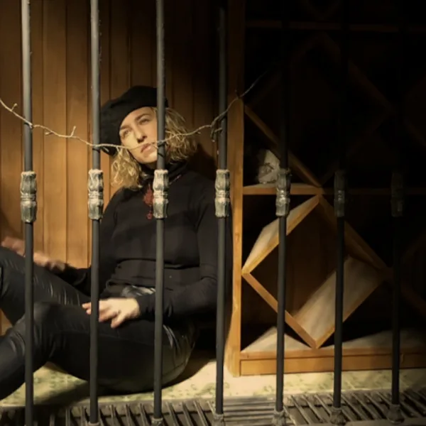 Belén Pasqualini una artista multifacética