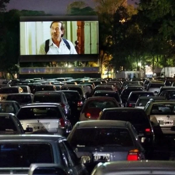 Autocines: comienzan las funciones con este listado de películas