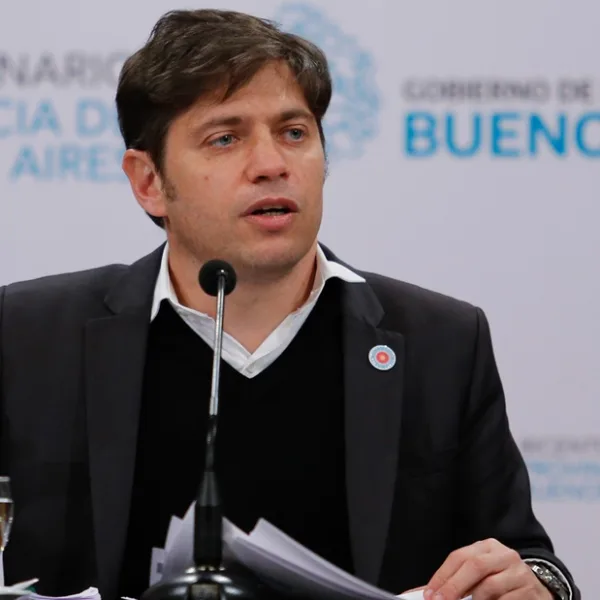 Axel Kicillof anunció un aumento salarial para la Policía Bonarense