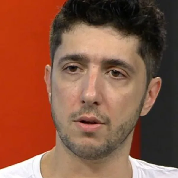 Jey Mammón mostró el mensaje que le llegó de una mujer acosándolo