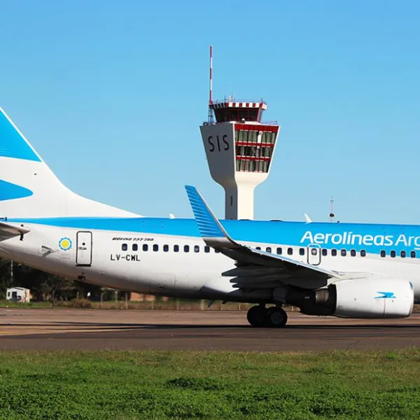 Luego de siete meses, vuelven los vuelos regulares de cabotaje