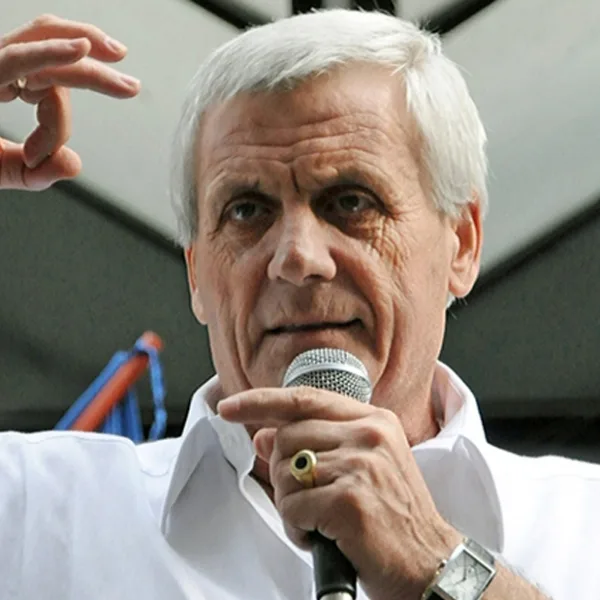 La UOM acordó un incremento salarial de casi el 40%