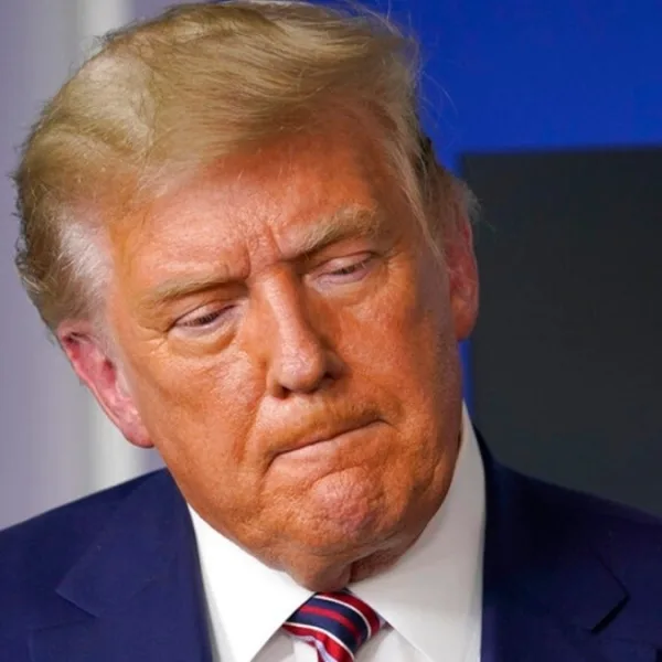 Donald Trump pide a sus simpatizantes que se "mantengan pacíficos"