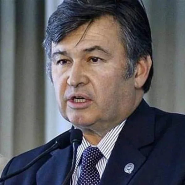 Pelegrina dijo que el paro "está firme" y advirtió que la medida podría extenderse