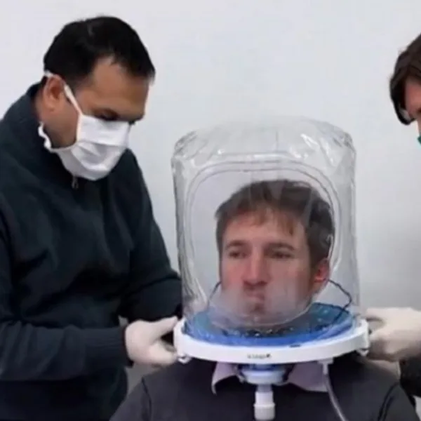 Sergio Lapegüe: le colocaron un casco "helmet" para que respire mejor