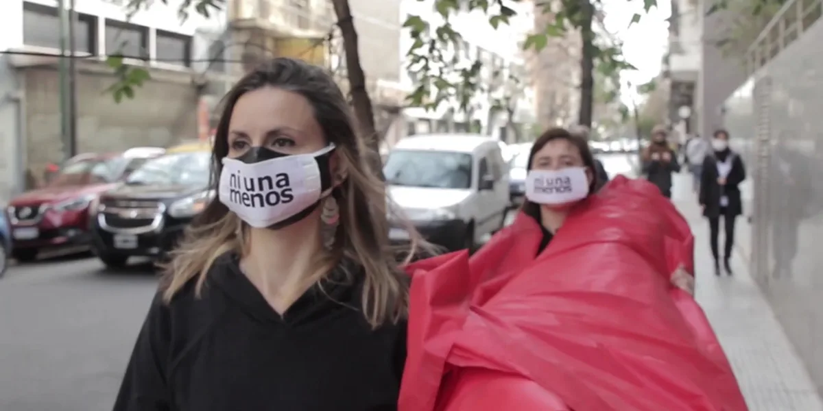 Encuentro en Plaza de Mayo para pedir Justicia por las mujeres ...